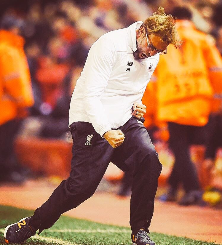 neillfaulkner's tweet photo. Not many other managers show their emotion like this 😎 https://t.co/H7oPoES57n