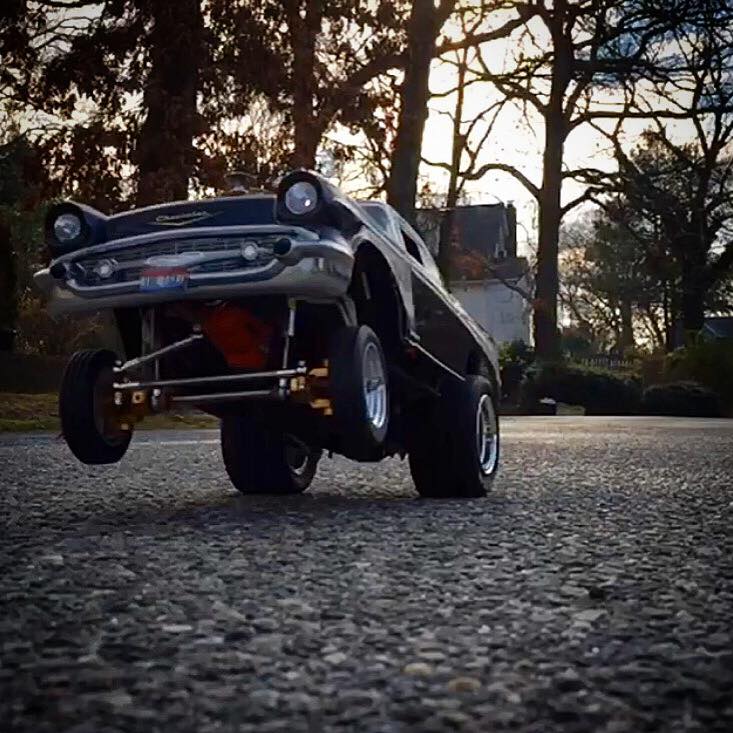 ManiacsHobby's tweet photo. The WINNER of our 'Show Us Your R/C Car' contest! 

A beautiful '57 CHEVY #RClife https://t.co/mSmEKGtGfD