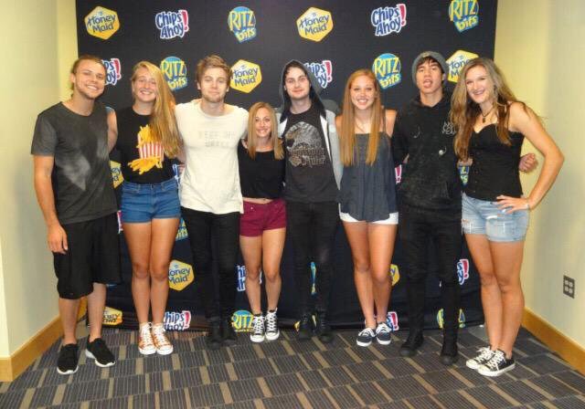 mukeclemmings97's tweet photo. I FEEL SO DISCONNECTED FROM THEM https://t.co/XGARaAt7QD
