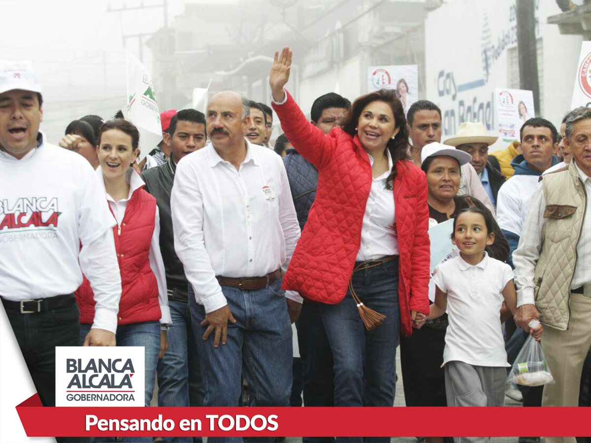 SoyBlancaAlcala's tweet photo. Ahora camino por las calles de Tlatlauquitepec, ¡es hora de que cambiemos por una Puebla más justa! #PensandoEnTodos https://t.co/2RHAhmyDt5