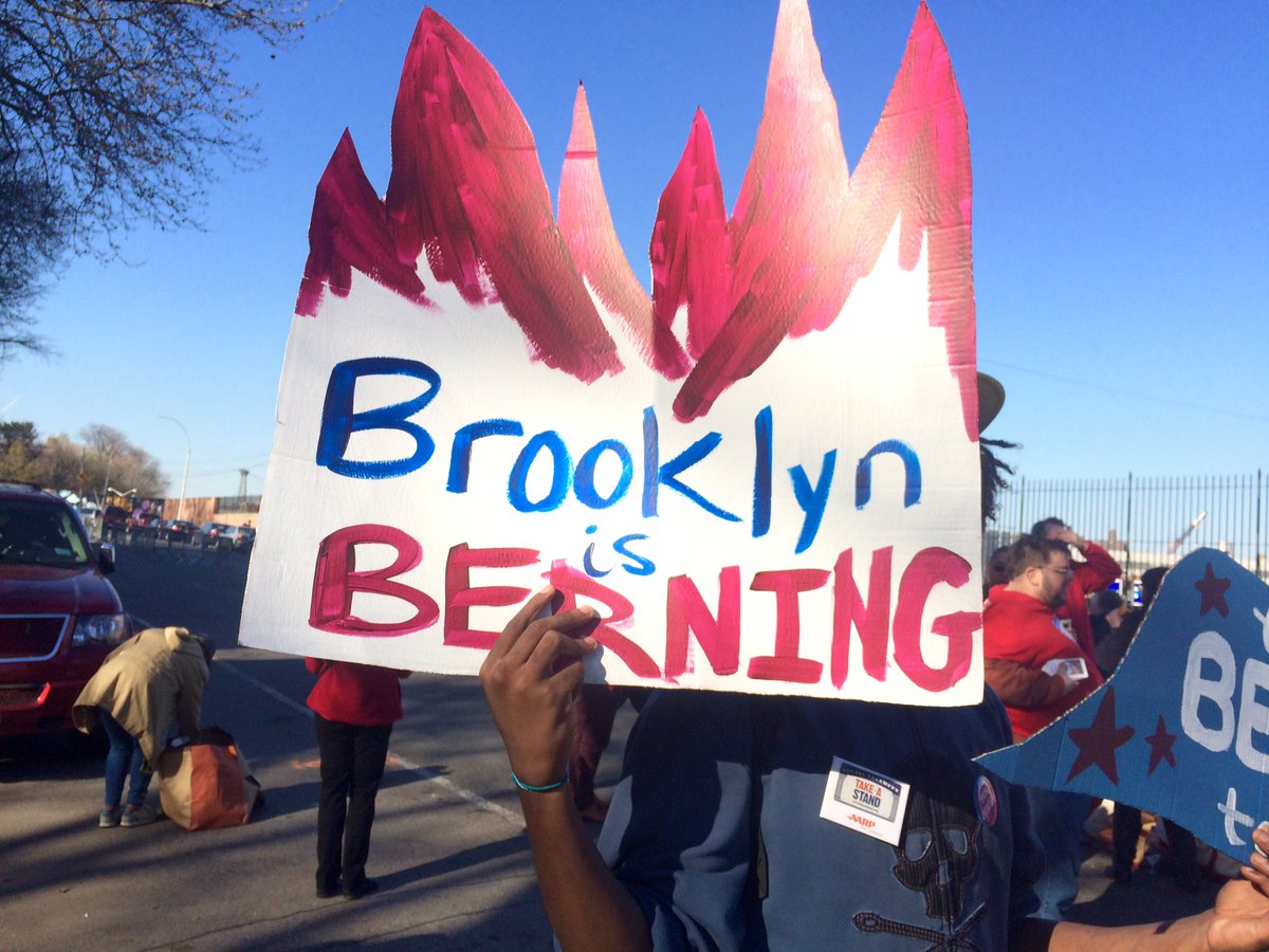 RamirezJeanine's tweet photo. The scene at @BklynNavyYard entrance. #NYDebate @NY1 #DemDebate https://t.co/EL04M50ULt