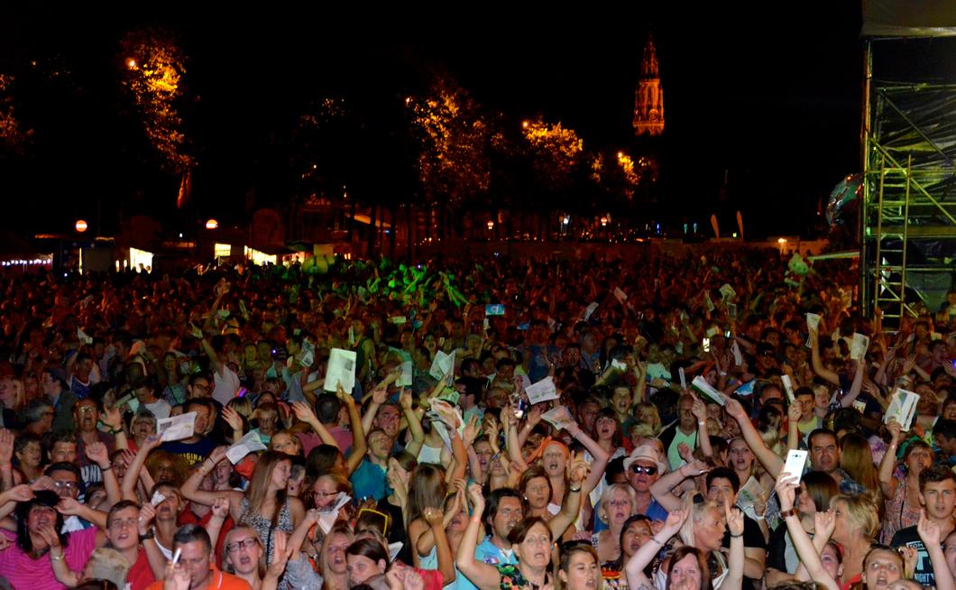 atvbe's tweet image. Stad monitort mensenmassa’s tijdens grote evenementen. #atvbe #crowdmonitoring #Antwerpen 
buff.ly/1NaPJfX