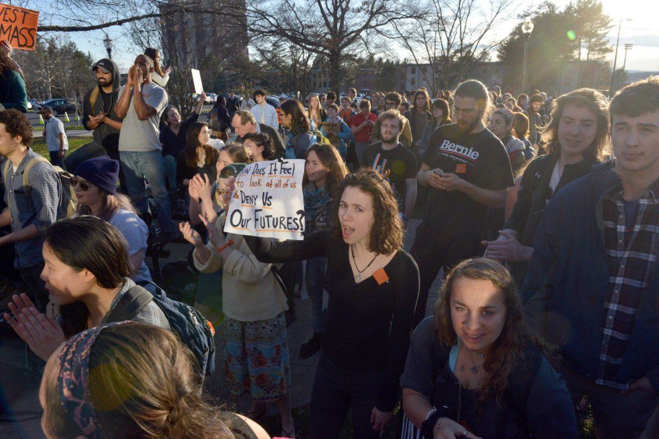 masslivenews's tweet photo. Even after 34 arrests, #UMass @divestumass continues #SitAtWhit. https://t.co/y6XwafNhEg https://t.co/sdvdmKRCNu