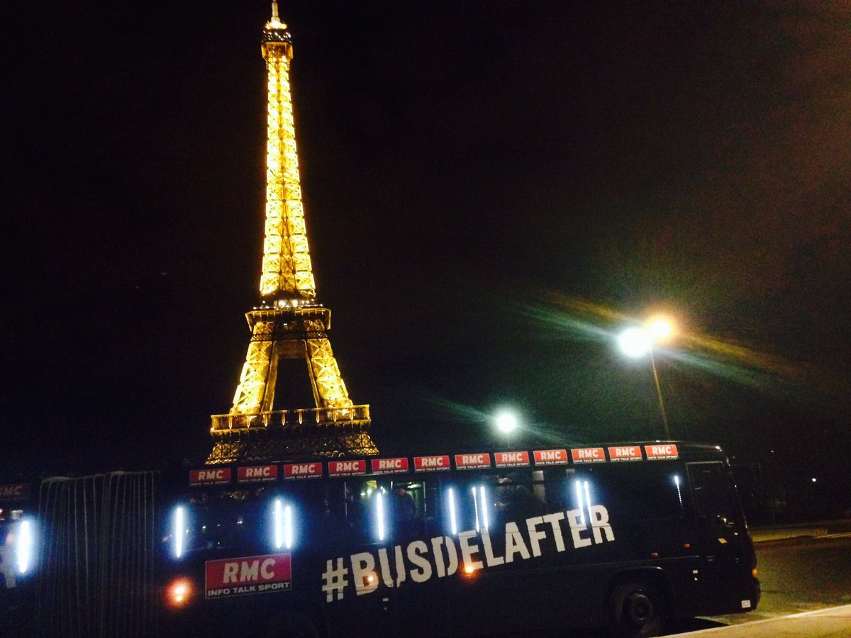 #BusDeLAfter avec vue sur la Tour Eiffel ! Happy 10 ans <a href="/AfterRMC/">After Foot RMC</a> <a href="/gilbertbrisbois/">Gilbert Brisbois</a> <a href="/DanielRiolo/">Daniel Riolo</a> <a href="/RMCsport/">RMC Sport</a> #rmclive 🎉