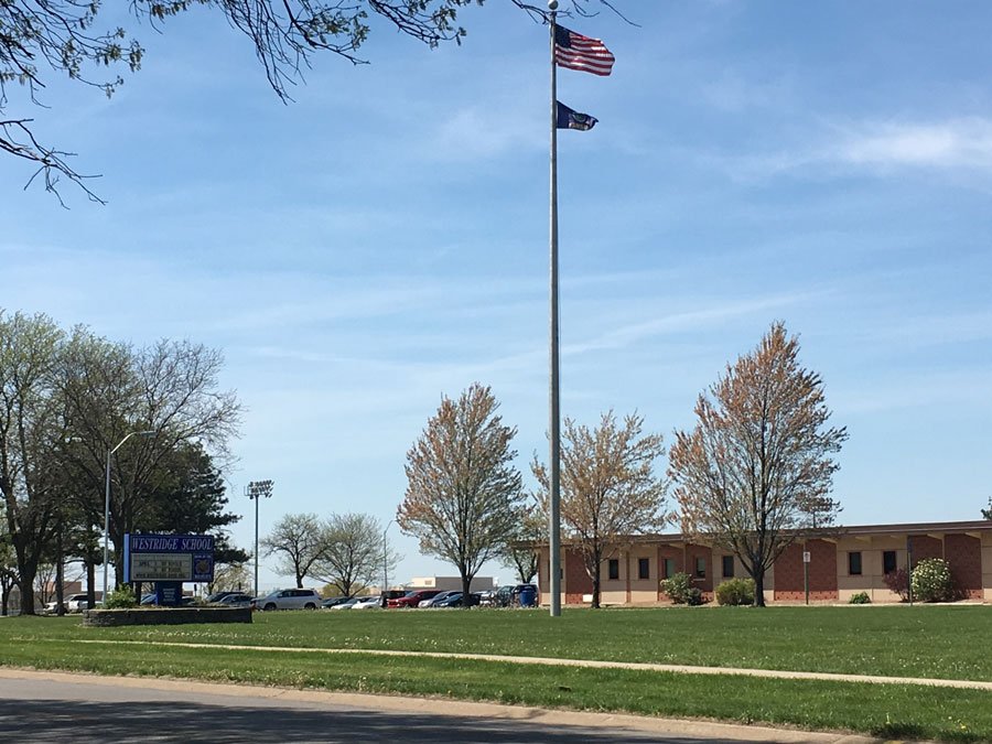 Fight at Westridge Middle School caught on camera via arothfield 41