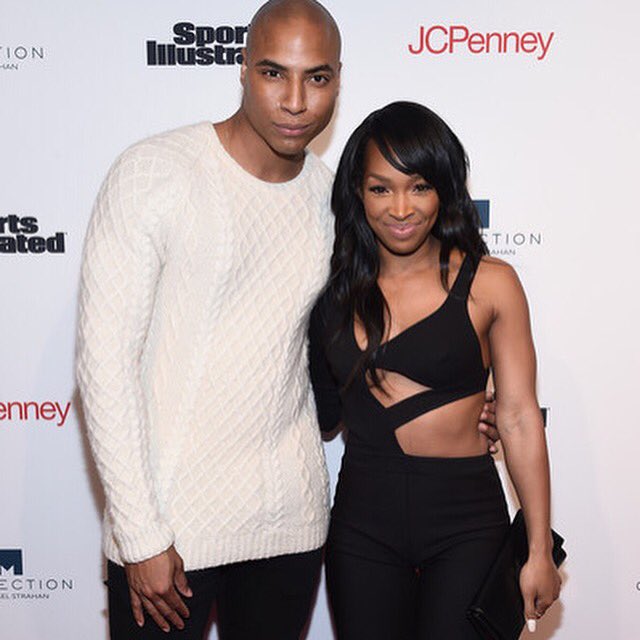 ForeverMalika's tweet photo. "Strength and guidance, all that I wish for my friends" https://t.co/GlSrQOAOJU