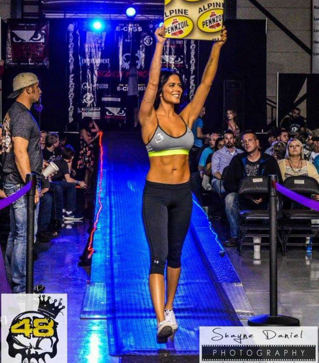 KO_Promotions's tweet photo. #tbt to having the beautiful Dominique Rose as our ring girl. #kop48 #mma #ringgirl #model #hot https://t.co/fvlrmb0HT5
