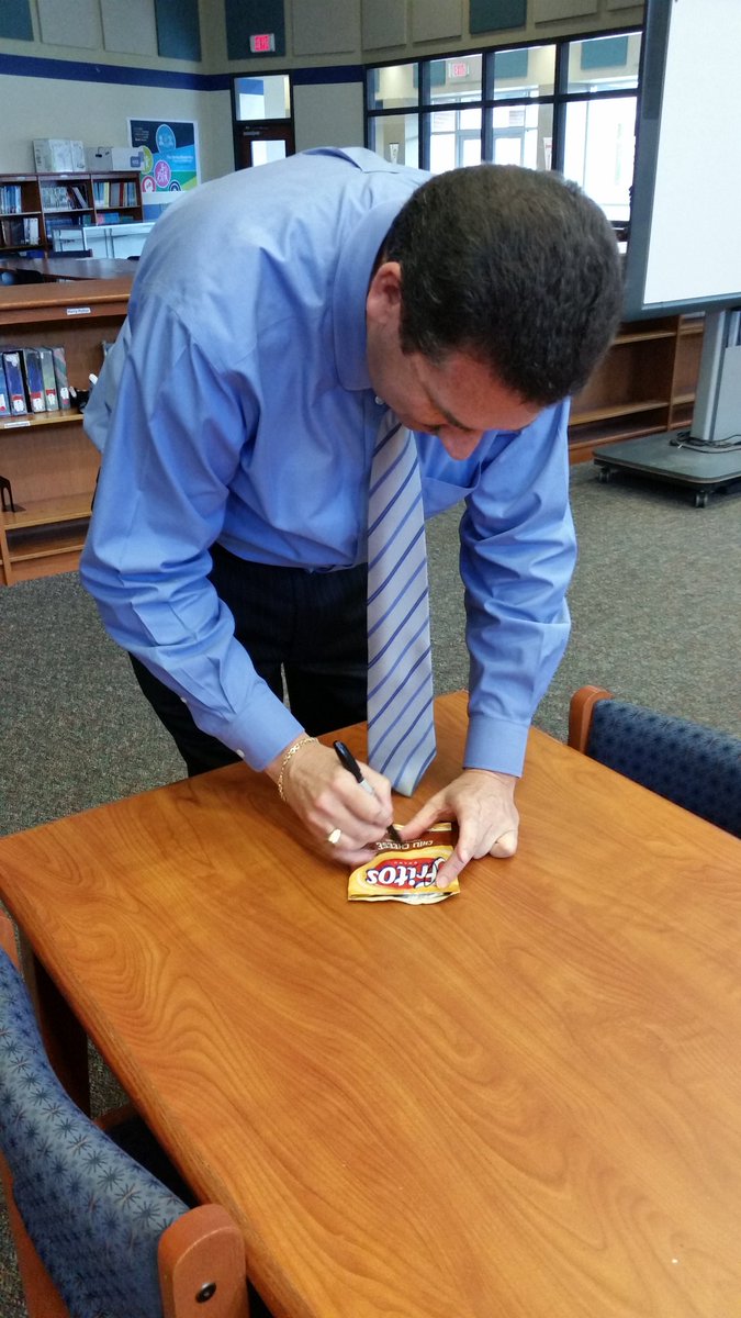 bridgette stinnett (@frgtchr) on Twitter photo He busted me while trying to open my chips during the meeting, but i got his autograph! #WWELions <a href="/SBISD/">Spring Branch ISD</a> He busted me while trying to open my chips during the meeting, but i got his autograph! #WWELions <a href="/SBISD/">Spring Branch ISD</a>