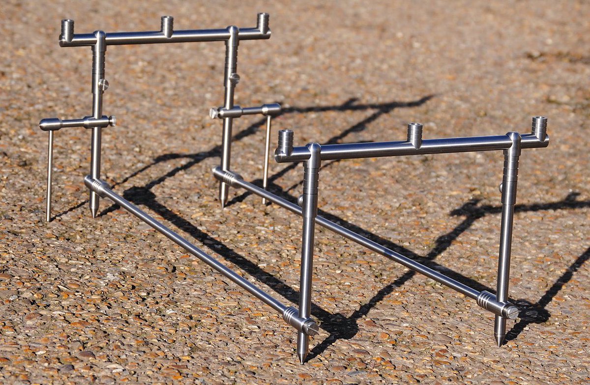 3 Rod Pod. Comes complete with everything you see in the photo. For all prices check top-notchtackle.co.uk