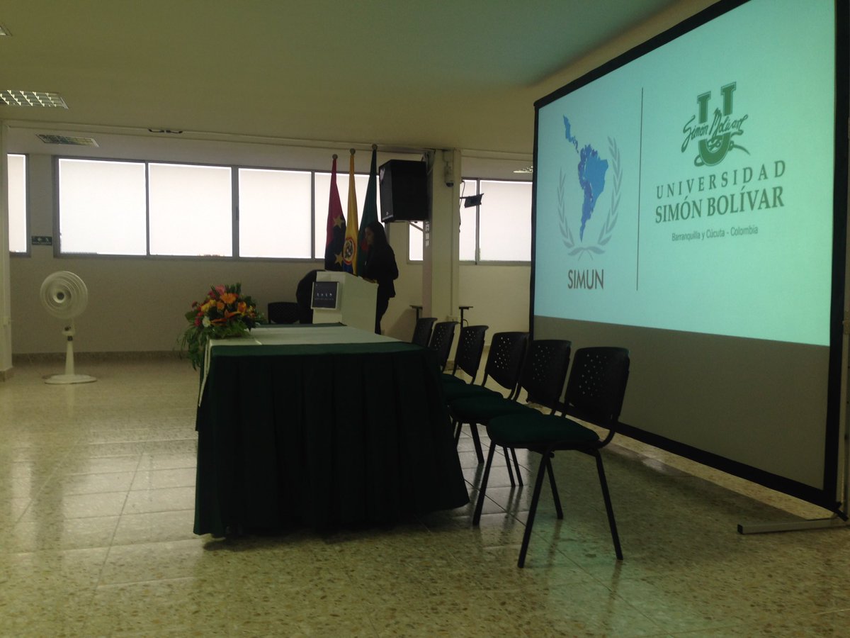 Ntn24Simun's tweet photo. Esta todo listo. En minutos da inicio la #RuedadePrensa #simun2016 https://t.co/7XrbSmiOej