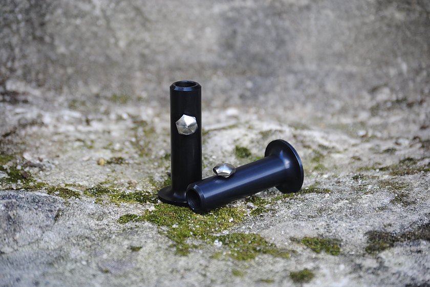 Lofty Aluminium Stage Stands - Anodised Black.