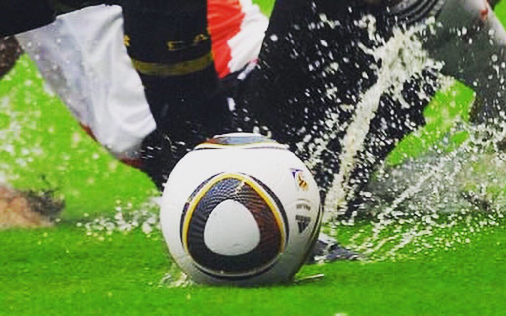 TrainingCode's tweet image. Hoy se Entrena !! 20hs en Olimpiakos Pilar !!
 
#estoestraining ️⚽️
#NoParamos ⚽️
#noesparacagones ⚽️

⚽️Vamos⚽️