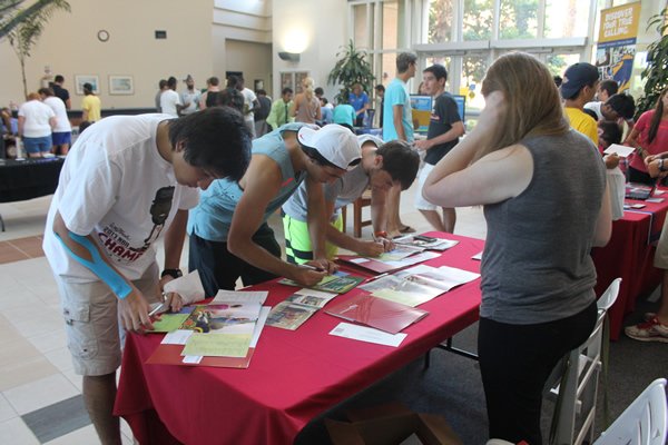 go_scholarship's tweet photo. Student-Athletes attend a #collegefair during the showcase, they can get more info about participating #universities https://t.co/bLjEipNxZR