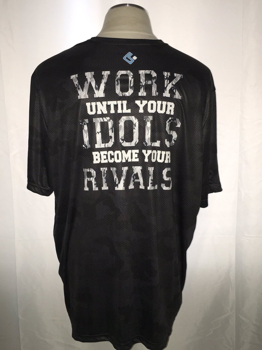 #WIRCamoOnCamo <a href="/getyousumathat/">Damien Laird</a> <a href="/jason_sterner/">Jason Sterner</a> <a href="/MikeMags/">MikeMags</a> @HN_Vicktor <a href="/Novabowl/">Novella Daniels</a>