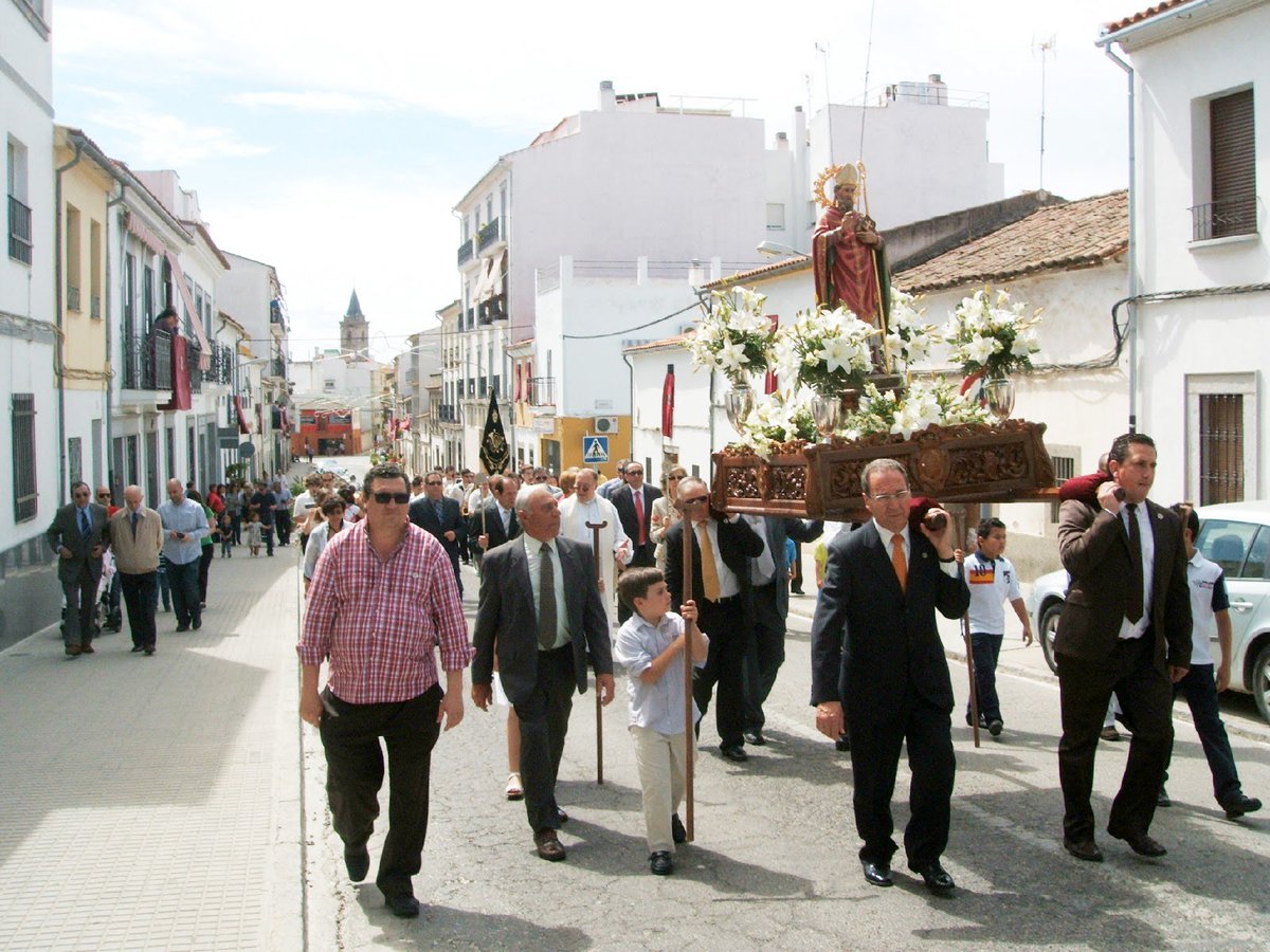 El Ayto de Pozoblanco llevará las atracciones de la feria de San Gregorio a su barriada: 
copepozoblanco.blogspot.com.es/2016/04/el-ayu…