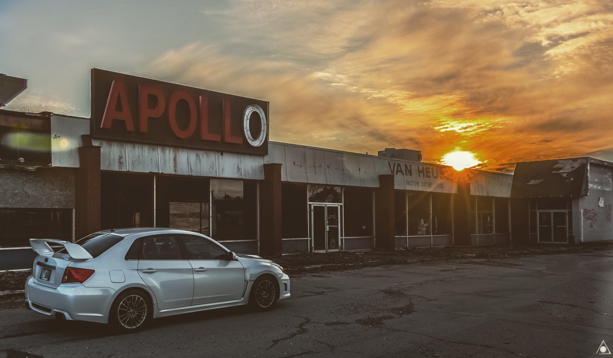 subaru_usa's tweet photo. #LookUpAtTheSkyDay is the perfect day for #SubarusandSunsets! (photo courtesy: Kevin Roosa &amp; Aries Optics) https://t.co/YfEEpeCM2O