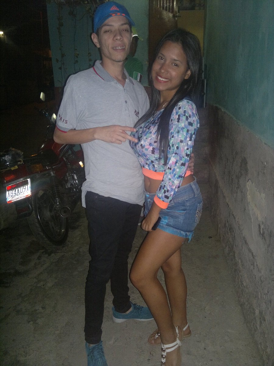 MaikelyElixa's tweet photo. #Party *w* https://t.co/qGA2KmpENc