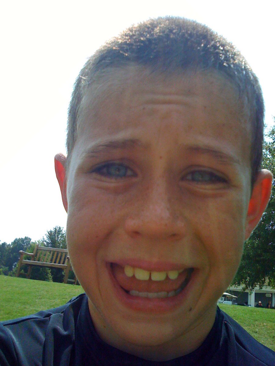 Nashgrier's tweet photo. #tbt Why was I such a weird ass kid 😂 https://t.co/kmial1331E