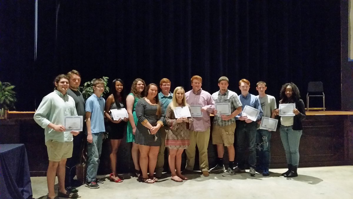 SDHS CTE AWARDS BANQUET WINNERS <a href="/MrsPerrySDHS/">Aimee Perry</a> <a href="/DarylChandler/">Daryl Chandler</a> <a href="/smiths7676/">Sherry Smith</a> @CTESchoolstweet <a href="/KCSCTE1/">KCS-CTE</a>