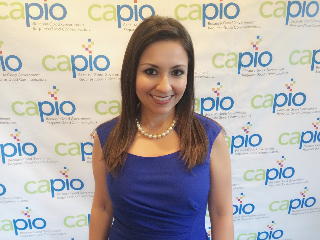 PamelaDiazNews's tweet photo. Conferencia para voceros de agencias públicas de California #capio2016 https://t.co/AKbKmDZDto
