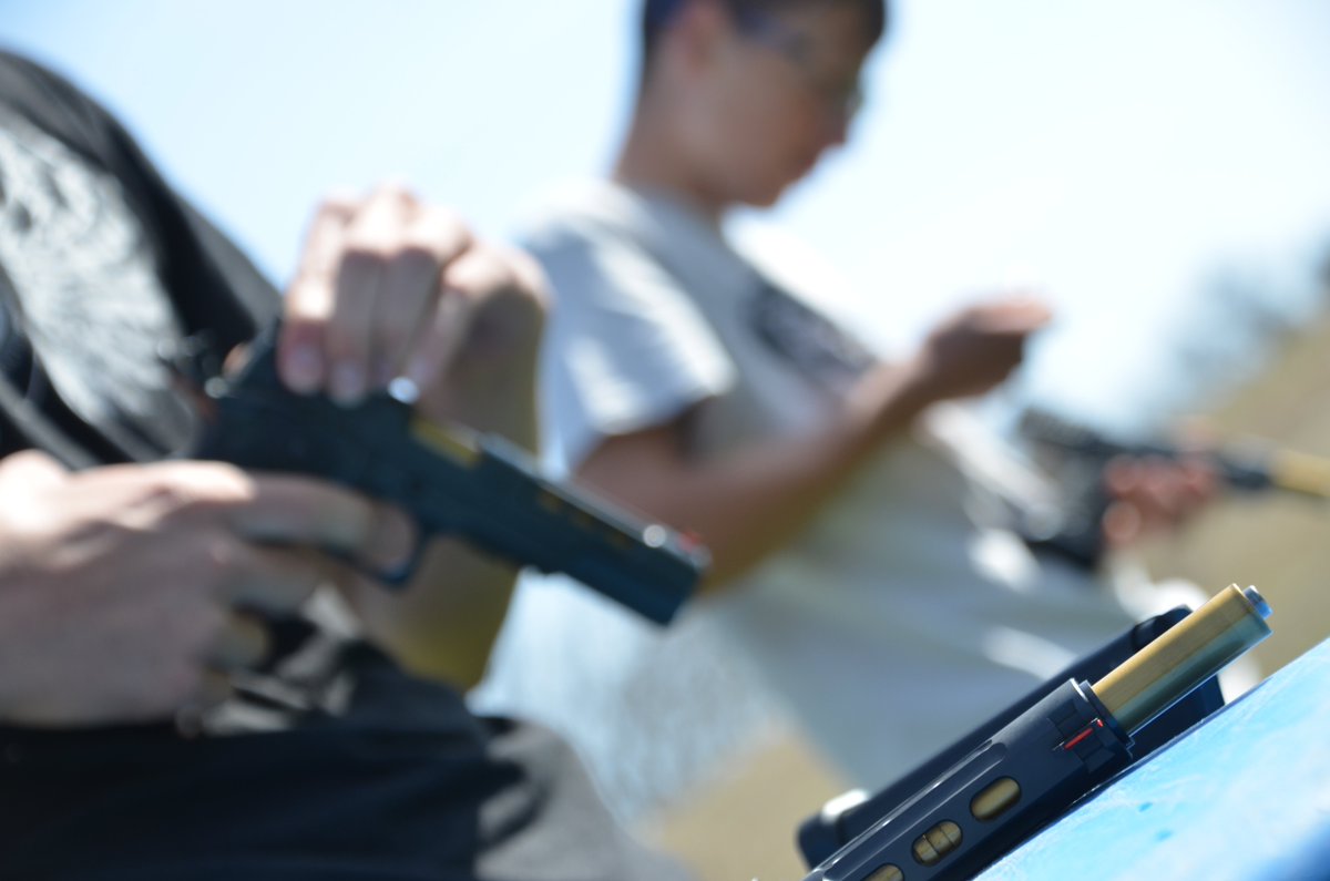 Yackley5ive's tweet photo. A few great things going on this afternoon! @STI_Firearms @winchester #DVC3Gun #STI https://t.co/3b6uSTkyuF
