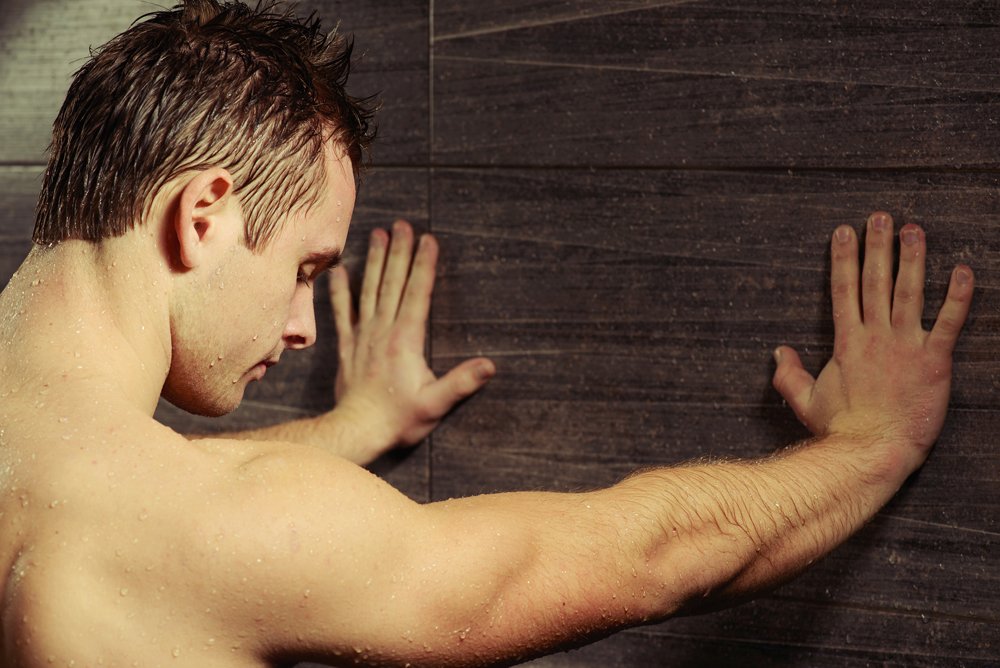 HealthyGayLife's tweet photo. Does Bottoming Have to Hurt? https://t.co/ttlG7IgGTG https://t.co/j0CeRHpbGF