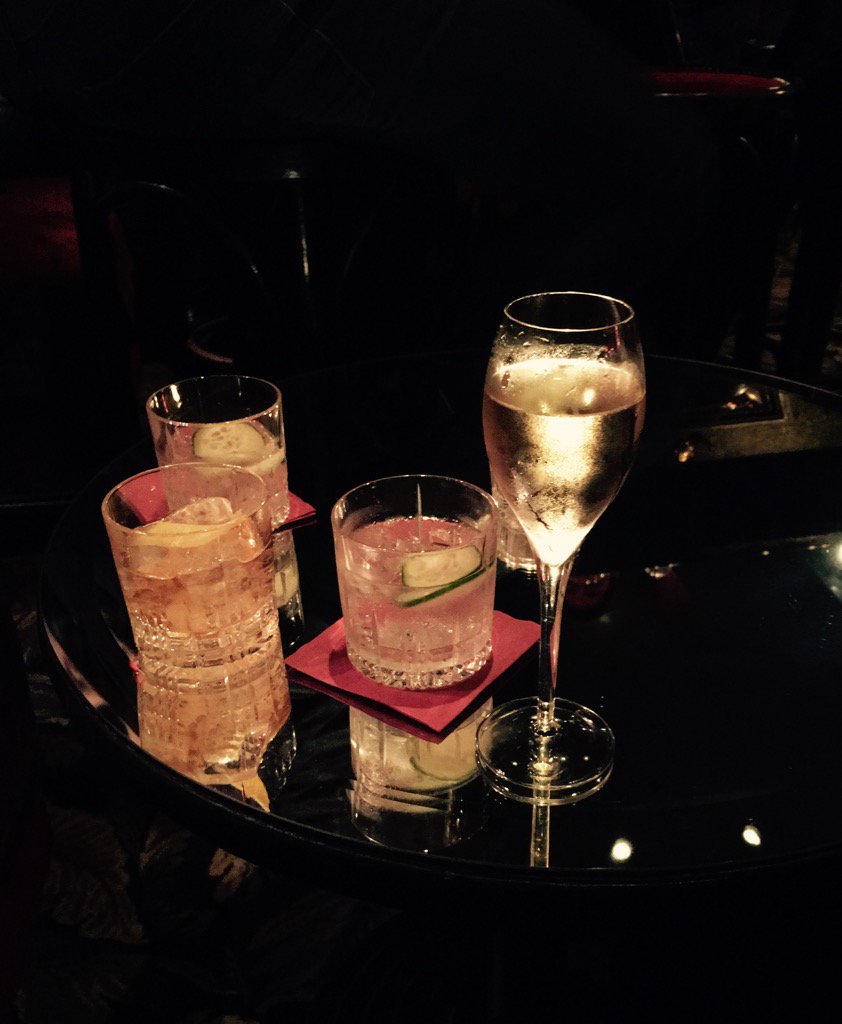 CharlineQuarre's tweet image. #Mathys #ParisByNight #ChampsElysées