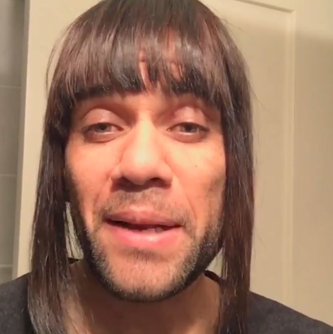 marca's tweet photo. Dani Alves da la nota en Instagram un día después de la eliminación del Barça ▶ https://t.co/yP7icPZuns https://t.co/ogZjHS7Tlq