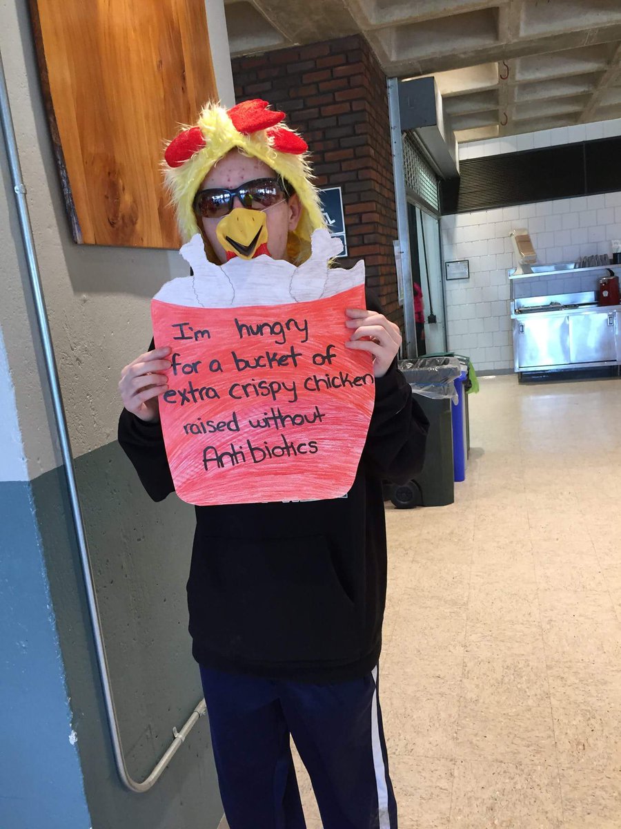 MASSPIRGBCC's tweet photo. Consumers think @kfc should stop serving chicken raised with antibitoics #KFCsaveABX https://t.co/I1Hs3N69aS