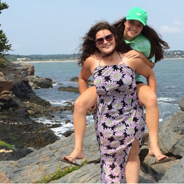 kyliecarrr's tweet photo. happy 18th bday @HesseEmma!! so excited to kick ass together at Manhattan in a few years๐ค๐โพ๏ธ love u sm #RollJaspers https://t.co/HL1PQZM8iN