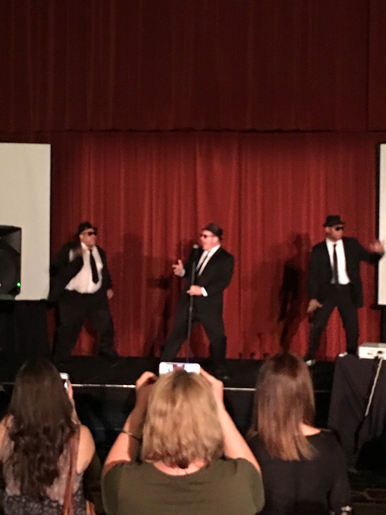 LaurelMayer's tweet photo. Blues brothers rock out! Phenomenal!!! @Johnny_TNC #GLT2016 https://t.co/MQSuXoMkW1