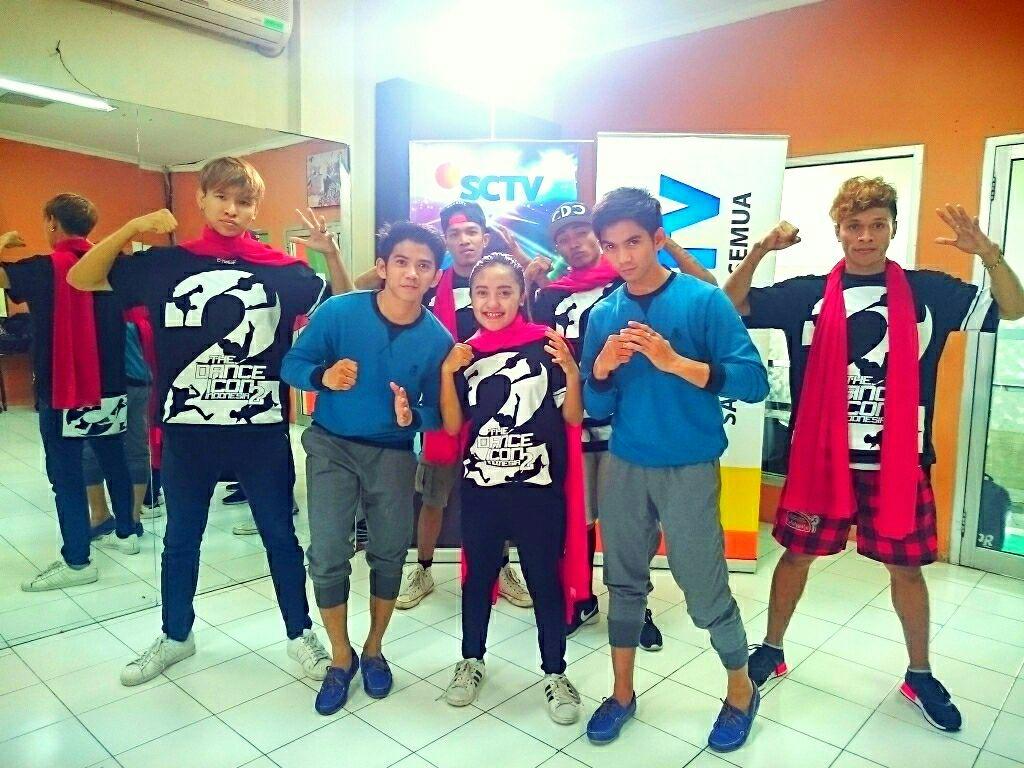 RizkiRidhoFC's tweet photo. Don't Miss It @DA2_Rizki @DA2_Ridho ft @SECindonesia At TDII2 @SCTV_ bsok pkl 12.30 WIB #SECfeatRizkiRidhoAtTDII2 https://t.co/WsTzyqIMja