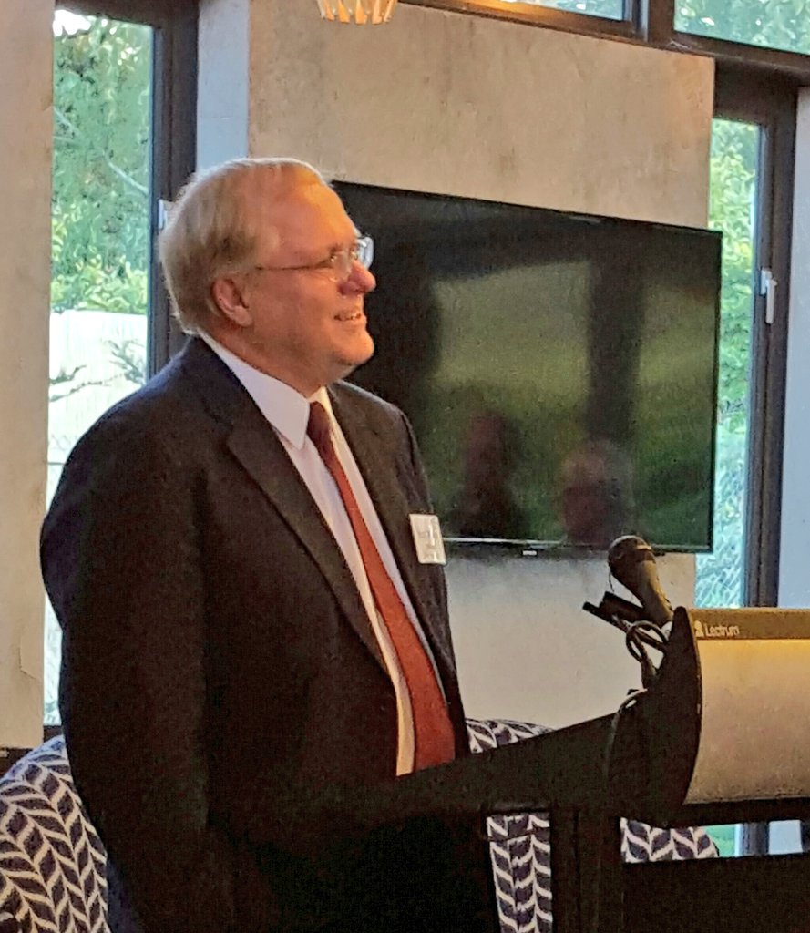 LUAlumniNZ's tweet photo. Our new Vice-Chancellor Prof. Robin Pollard welcoming the DipAg '75 &amp; DipFM '76 #lunzalumni to their reunion weekend https://t.co/dzrsTZ0QcB