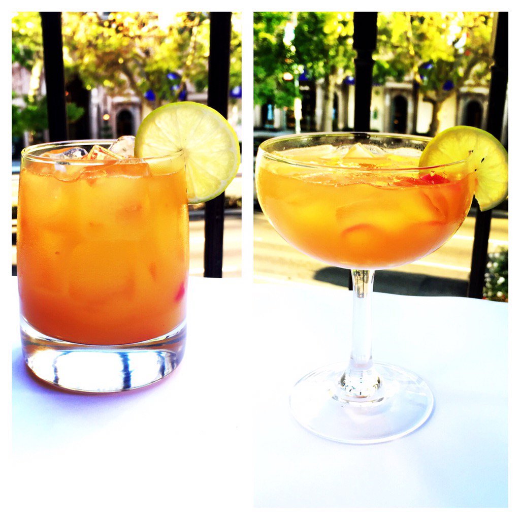 208Rodeo's tweet photo. His &amp; Hers 🍹 | Spicy M | @208_rodeo #beverlyhills #happyhour | Mon-Fri | 4-7pm | #theweekend #awaits 💋 @tequilaavion https://t.co/KIWX2aDXtz
