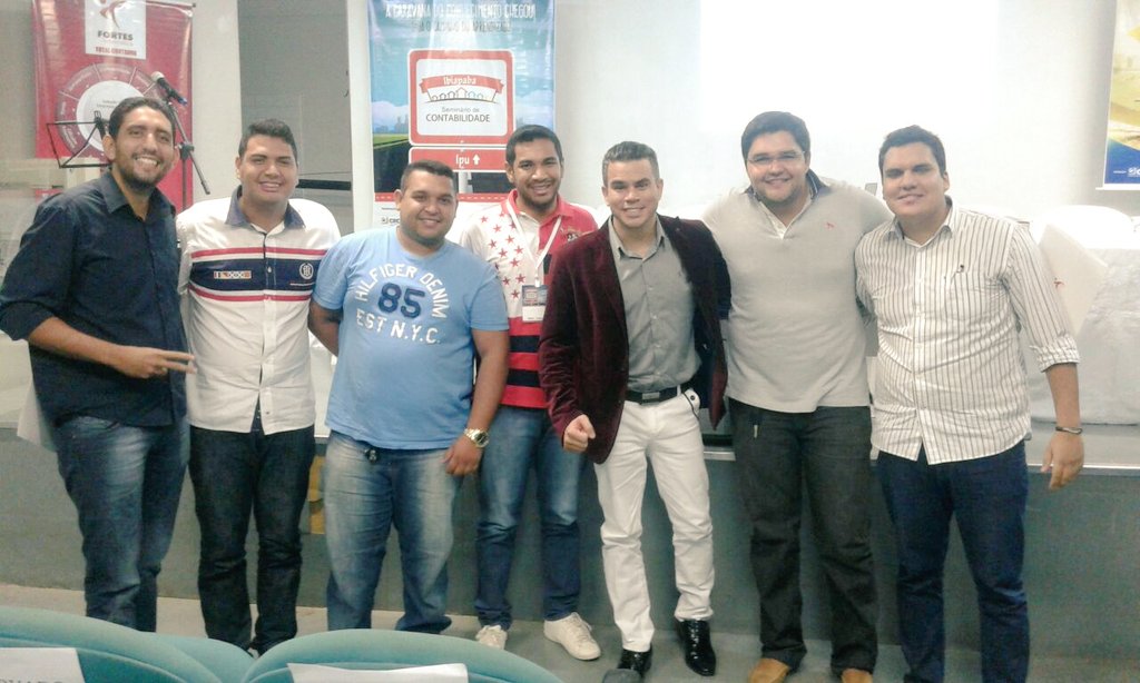 elissandro1's tweet photo. #CaravanaDoConhecimento , #Crc , #Contábeis,  #GaleraMassa. https://t.co/eRtHTIPQjf