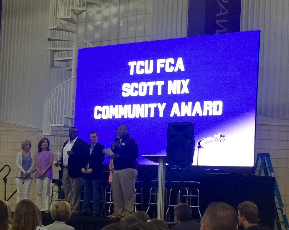 Killer_Frogs's tweet photo. Awarding the Scott Nix Community Award for the FCA. #wemissyouscotty https://t.co/mNYM3HP9gs