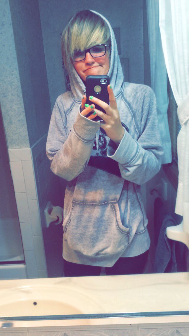 TalentedSabine's tweet image. || Writer Reveal 

Bleh.. 🙃