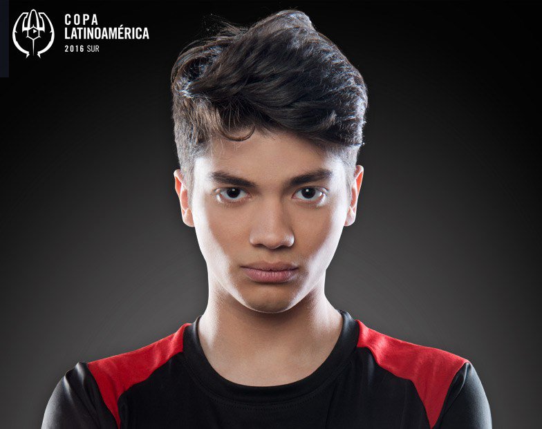 RoHTeaM's tweet image. Solo quedan dos titulares: Regi deja KLG rohteam.net/solo-quedan-do…