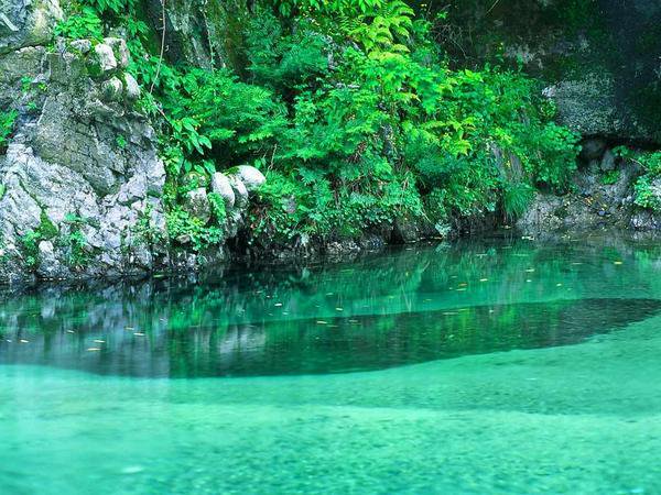 تويتر 綺麗な景色画像ツイート على تويتر 絶景 壁紙 息をのむほど美しい 水がある景色の画像まとめ 風景 とても綺麗 T Co Ntg0idwwb1