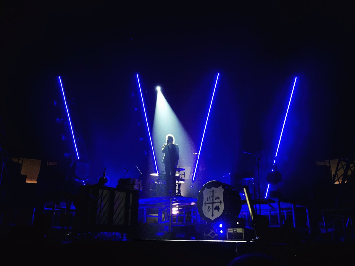 graciesmiith's tweet photo. Thanks @4kingandcountry for an awesome night in Ruston!! It was PRICELESS https://t.co/Iv8hRt230M