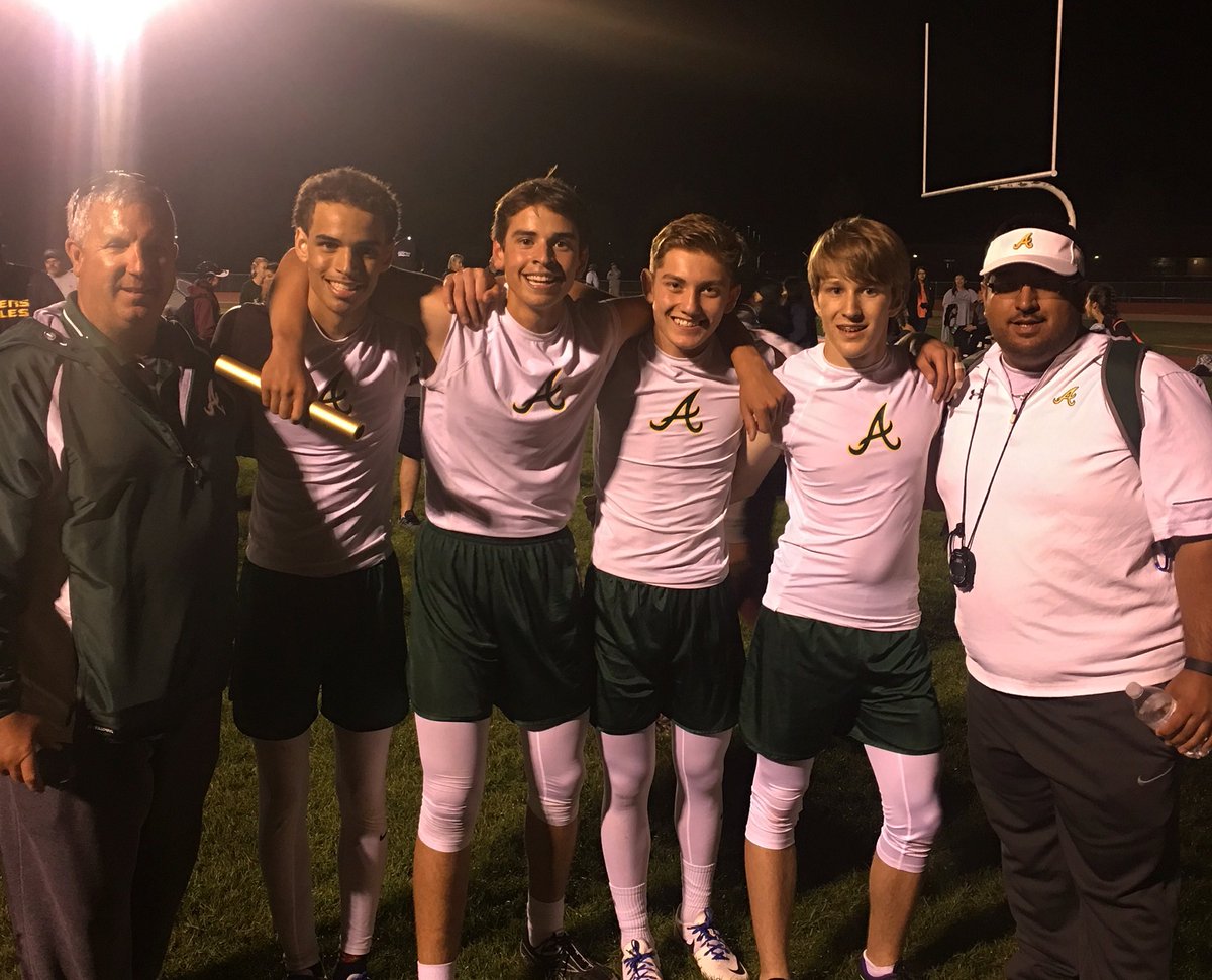 AISDBeeBoosters's tweet photo. #AHSTrack #JVBees #MileRelay took 1st at #district Way to go #Bees https://t.co/6Tk0q9QQnp