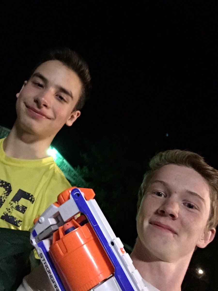 NerfNafs's tweet photo. Connor killed Cooper (captain) and Jack kill time 9:00 revive 1:00 
6-2 https://t.co/OkoHK0A8Rl
