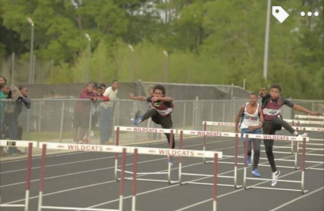 TheTacoWright's tweet photo. 1-2-3 dab!! 1-2-3 dab!! @routeking_1 @WMS_Spirit @FayetteSports @futurestarsgame #flyingtaco #wrightmode https://t.co/fjYOQP01RL