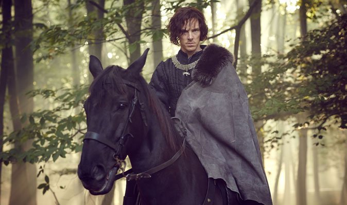 Daily_Express's tweet image. Benedict Cumberbatch is ‘sexy and compelling’ as Richard III in The Hollow Crown bit.ly/263lPRa