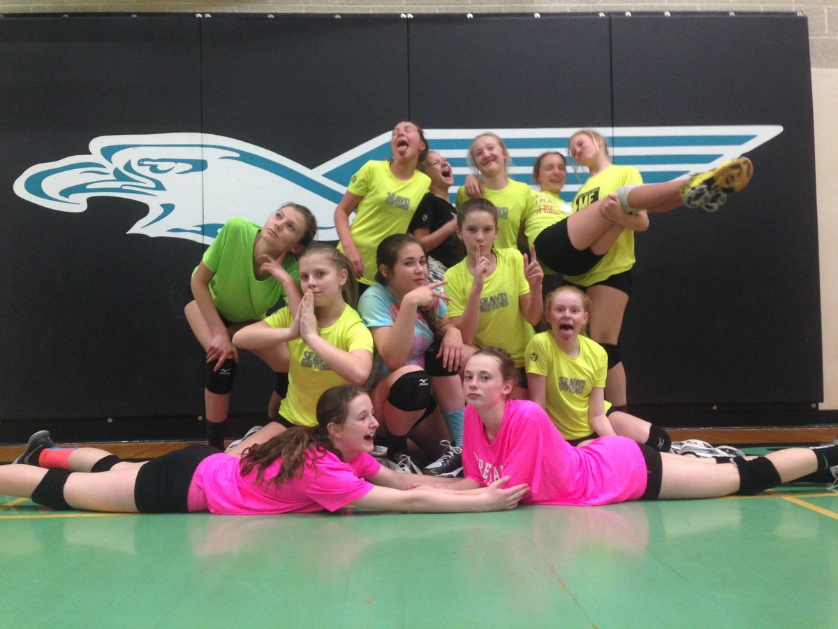 SEAVCVolleyball's tweet photo. Last practice before Provincials for the U13 Black team. Good luck in Edmonton this weekend. #neonpractice https://t.co/HYCiWdnYWe