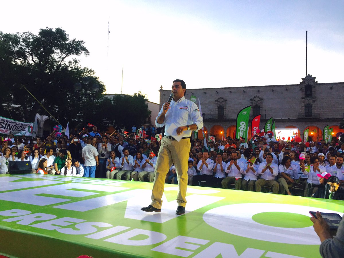 RicardoMCorral's tweet photo. Con esta dupla en #Durango nadie nos para! @EVillegasV @manuelherrera1 #Al100 #UnNuevoProyecto #EstebanGobernador https://t.co/43YpgCgJf5