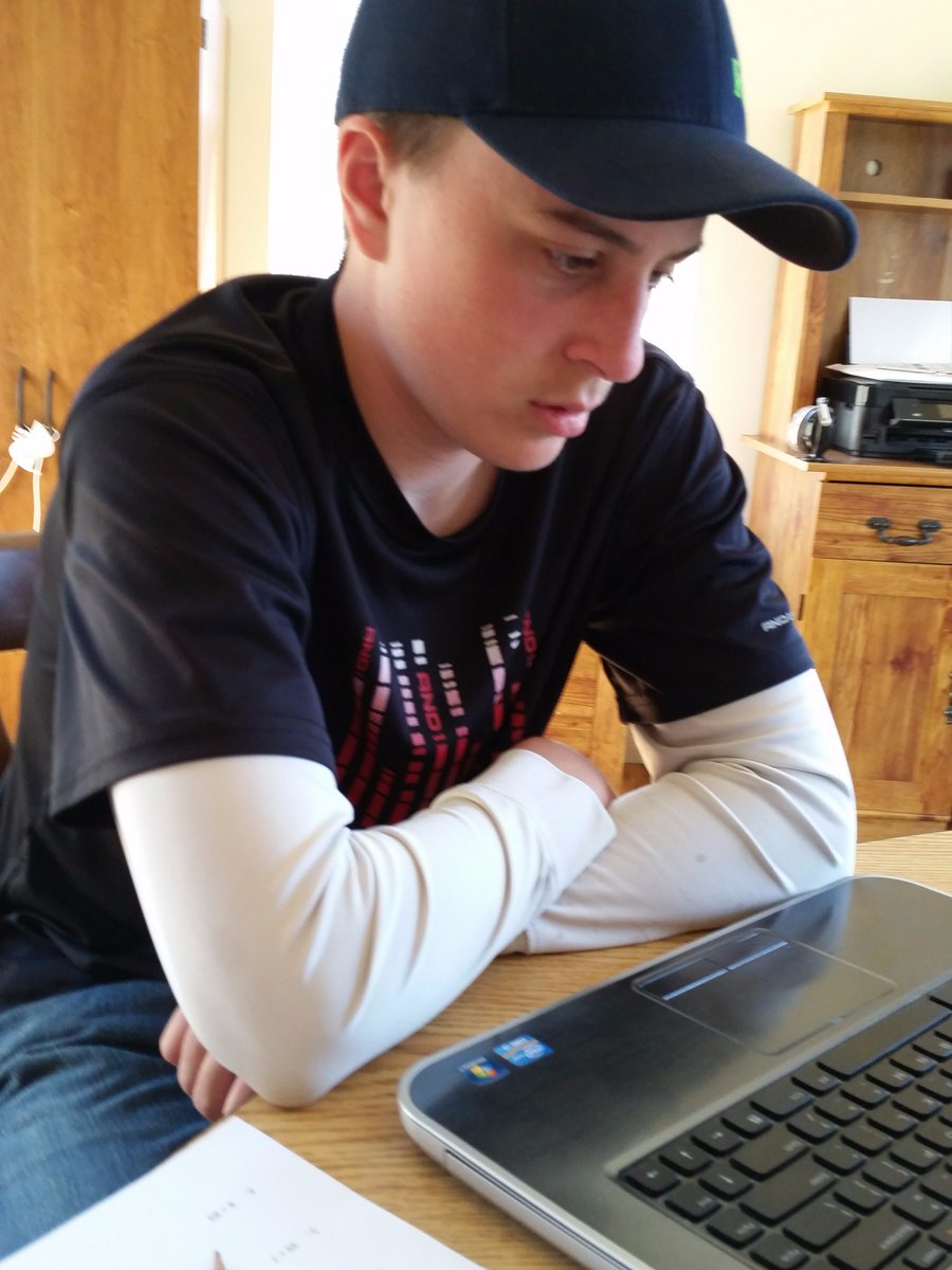 JudyHoch's tweet photo. Doing pre-alg with @mrdmath! Love that my son can work at his own pace, correct his own work! #homeschool #ihsnet https://t.co/LuheAlPint