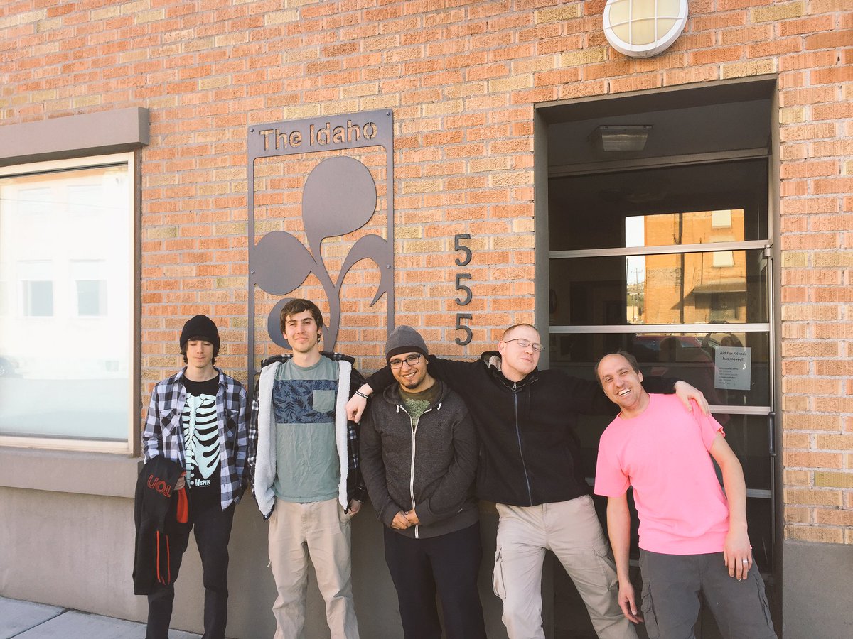 IdahoStateODK's tweet image. A fun day giving back to our friends at @IdahoFoodbank in Pocatello! @ODK1914 Day of Service #odkservice #idahostate