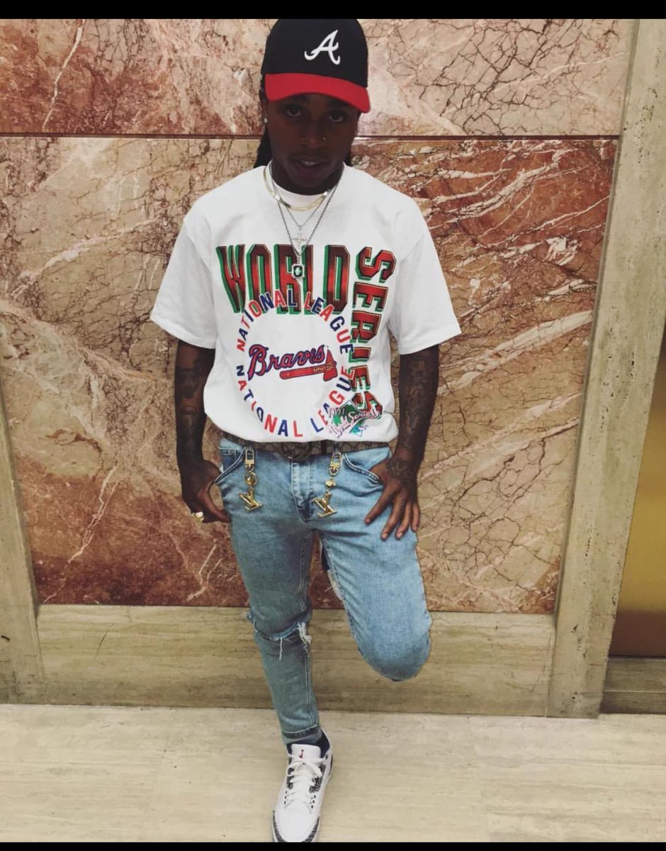 __MidgetMACK's tweet image. Happy Birthday to my Husband @Jacquees I Really Hope You Enjoy Your Day Baby! #DaddyQue #22 😘😘🎉🎉