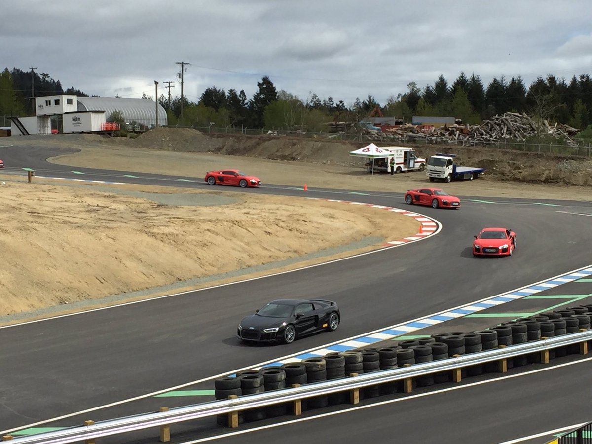 Cindy_Mui's tweet photo. A circuit is born @islandcircuit! What a perfect way to open the new facility #cowichan #yyj #audi #R8 #motorsport https://t.co/p1CLZKOVwh
